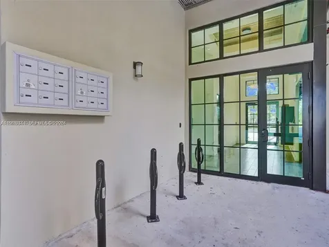 4100 SW 64th Avenue Davie FL 33314