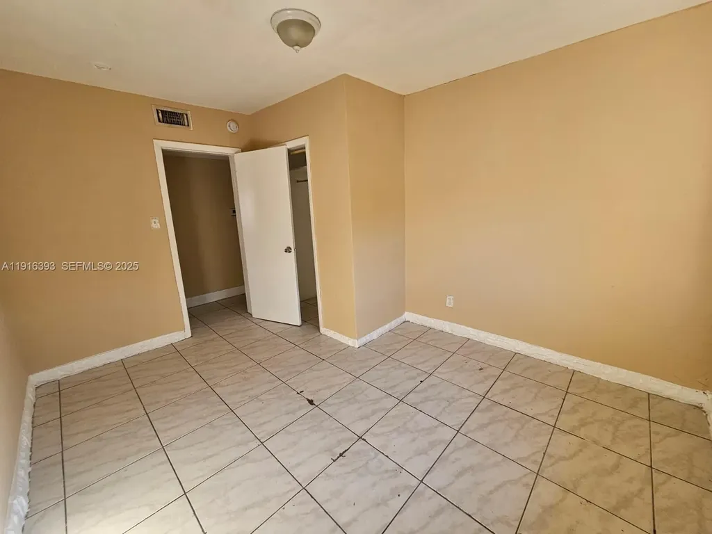 2712 NW 14th Street Fort Lauderdale FL 33311