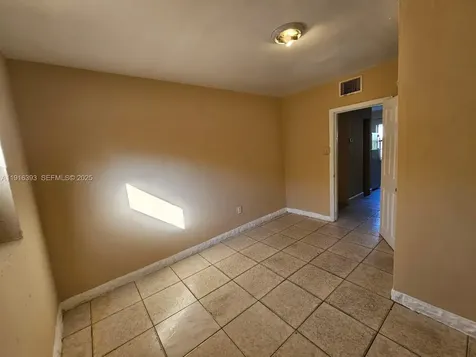 2712 NW 14th Street Fort Lauderdale FL 33311