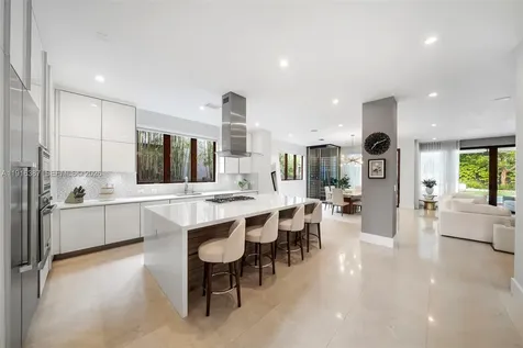 1621 S Bayshore Drive Miami FL 33133