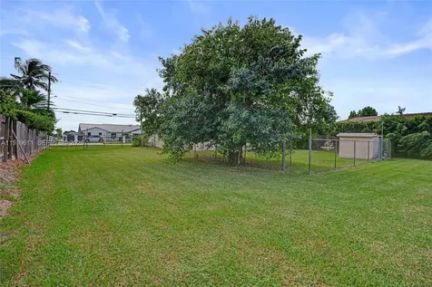 13401 SW 38th Street Miami FL 33175