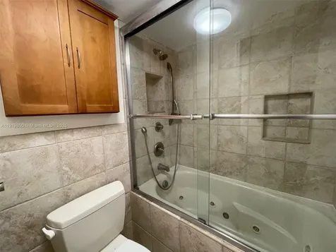 9471 Evergreen Place Davie FL 33324