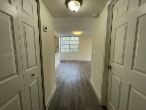 9471 Evergreen Place Davie FL 33324