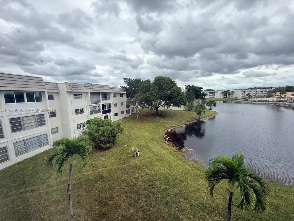 8220 Sunrise Lakes Boulevard Sunrise FL 33322