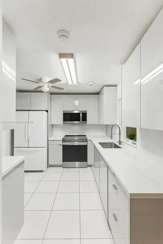 8107 SW 19th Street North Lauderdale FL 33068