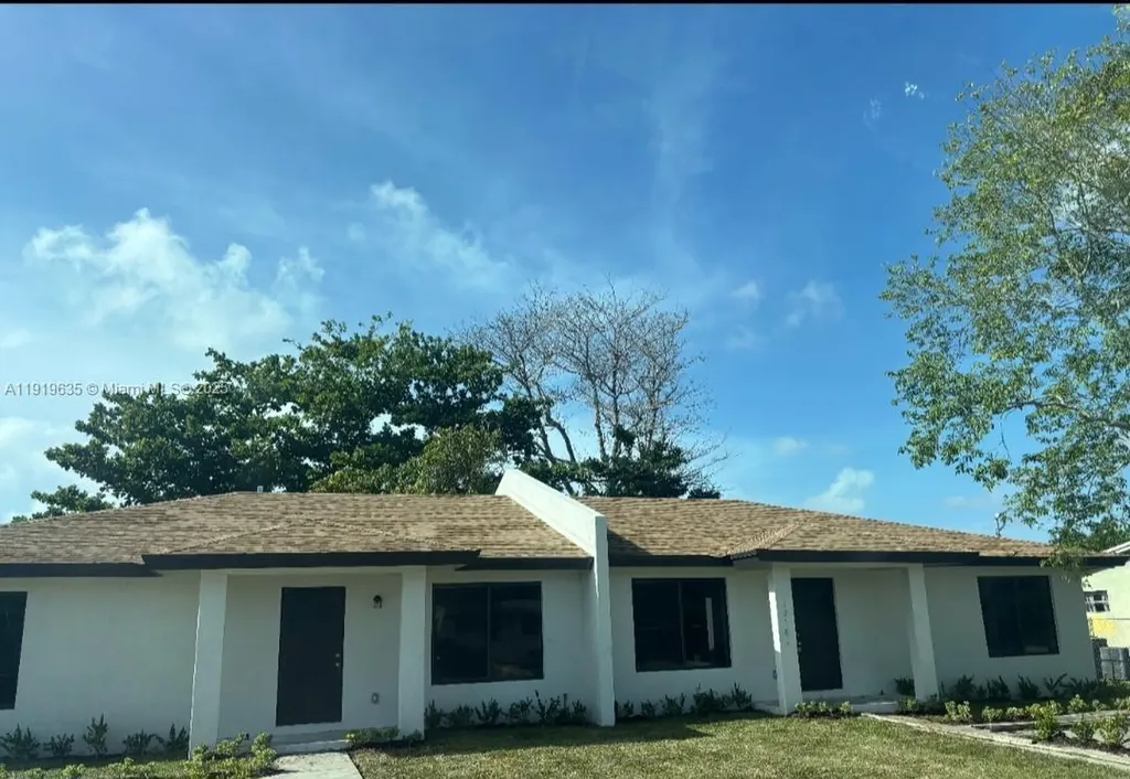 12181 SW 215th Street Miami FL 33177