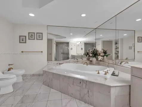 445 Grand Bay Drive Key Biscayne FL 33149