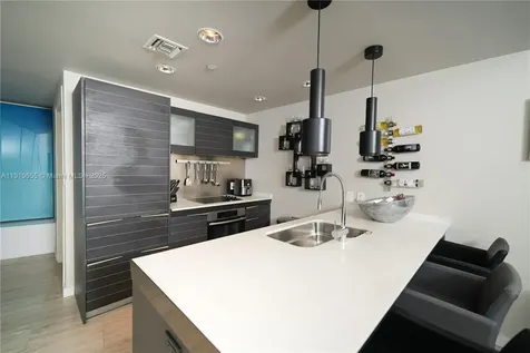 200 Biscayne Boulevard Way Miami FL 33131