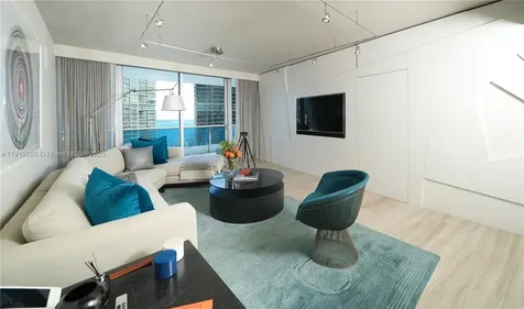 200 Biscayne Boulevard Way Miami FL 33131