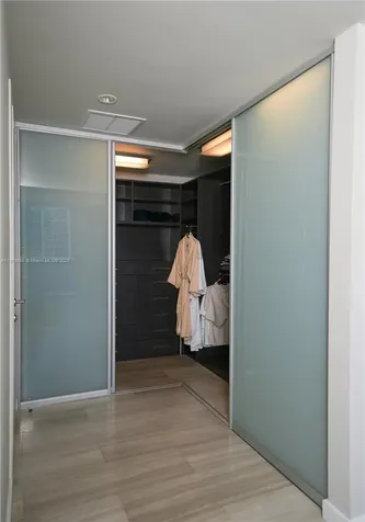 200 Biscayne Boulevard Way Miami FL 33131