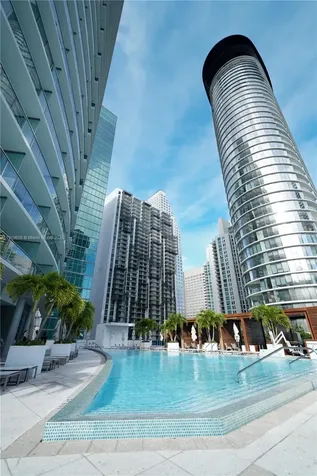 200 Biscayne Boulevard Way Miami FL 33131