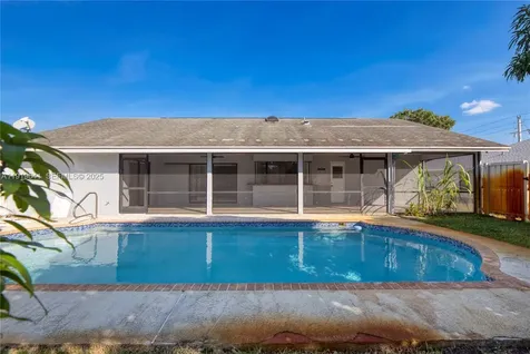 5402 NW Emblem Street Port St. Lucie FL 34983