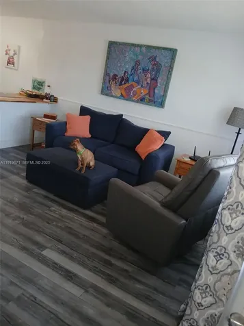 1000 SW 10th Terrace Hallandale Beach FL 33009