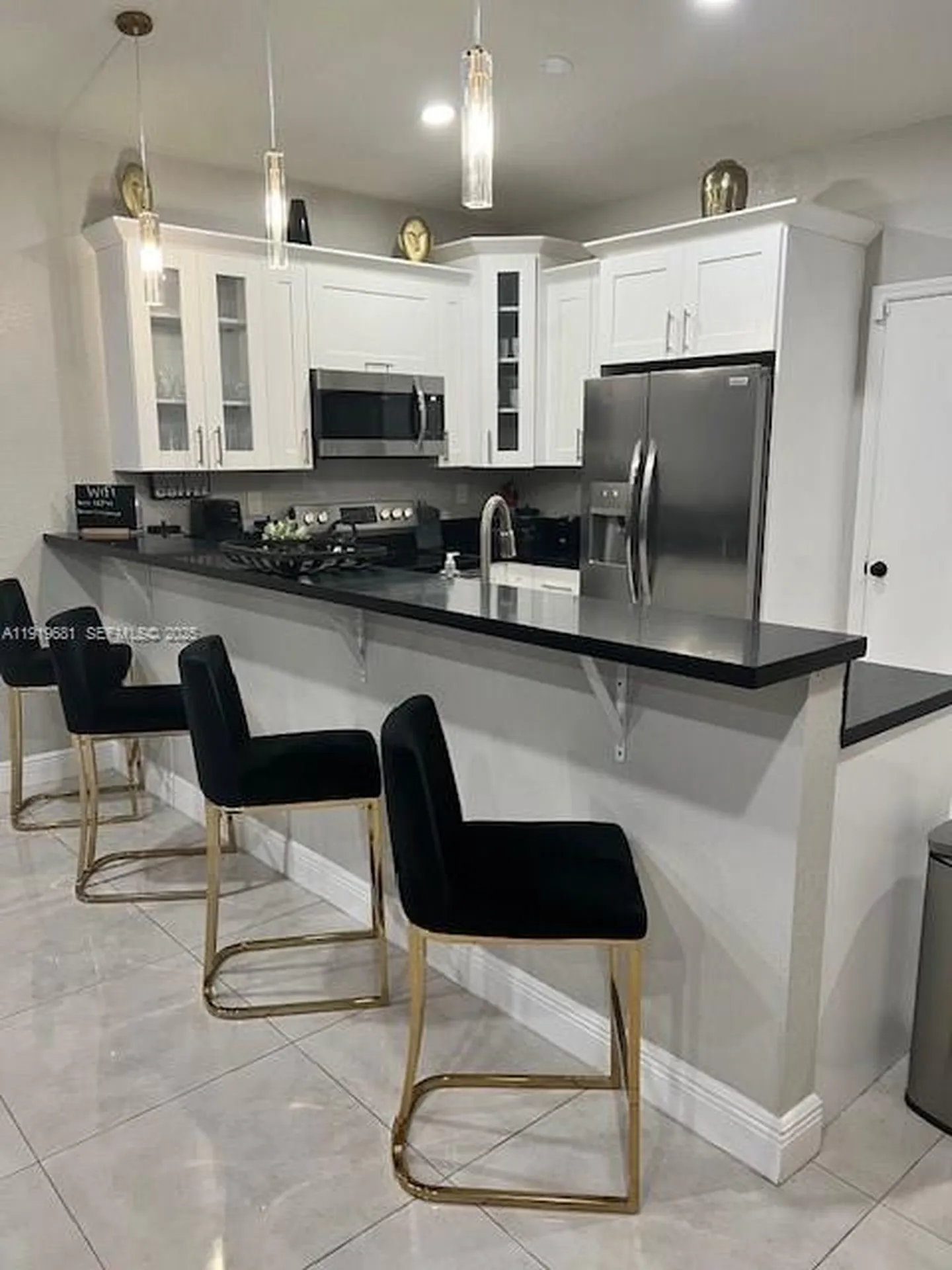 933 NW 2nd Avenue Fort Lauderdale FL 33311