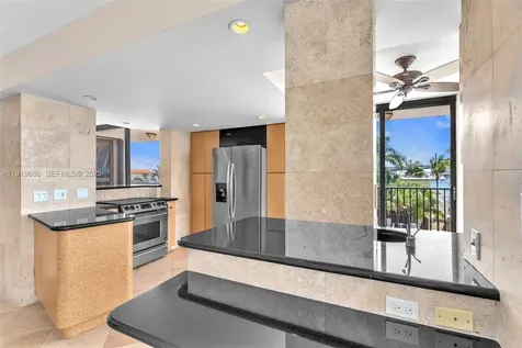 801 N Venetian Drive Miami Beach FL 33139