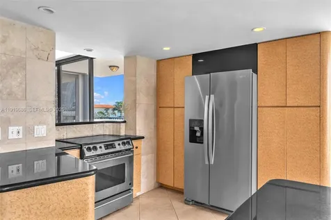 801 N Venetian Drive Miami Beach FL 33139