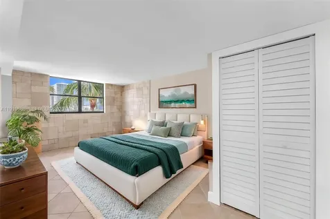801 N Venetian Drive Miami Beach FL 33139
