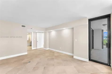 801 N Venetian Drive Miami Beach FL 33139