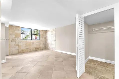 801 N Venetian Drive Miami Beach FL 33139
