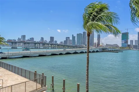 801 N Venetian Drive Miami Beach FL 33139