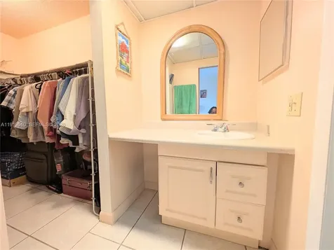 3081 NW 47th Terrace Lauderdale Lakes FL 33313