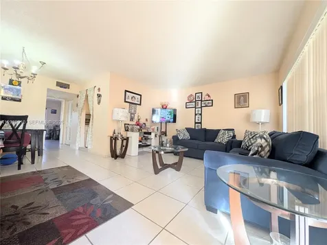3081 NW 47th Terrace Lauderdale Lakes FL 33313