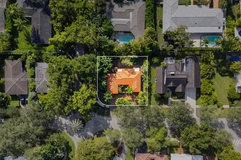 6520 San Vicente Street Coral Gables FL 33146