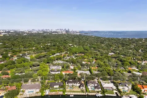 6520 San Vicente Street Coral Gables FL 33146
