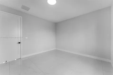 12393 SW 220th Street Miami FL 33170
