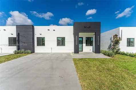 12393 SW 220th Street Miami FL 33170