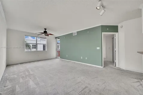 17125 N Bay Road Sunny Isles Beach FL 33160