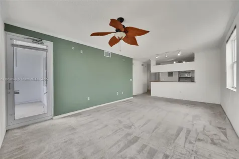 17125 N Bay Road Sunny Isles Beach FL 33160