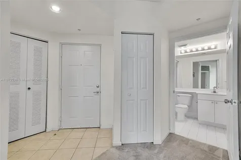 17125 N Bay Road Sunny Isles Beach FL 33160