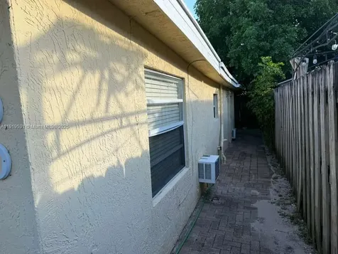 390 NE 30th Street Pompano Beach FL 33064