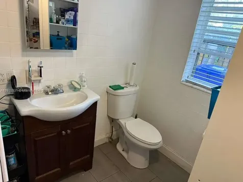 390 NE 30th Street Pompano Beach FL 33064