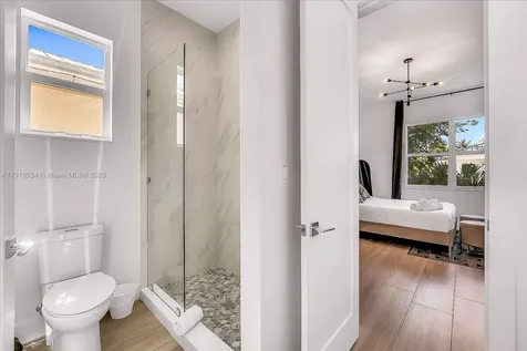 1522 NE 17th Way Fort Lauderdale FL 33304