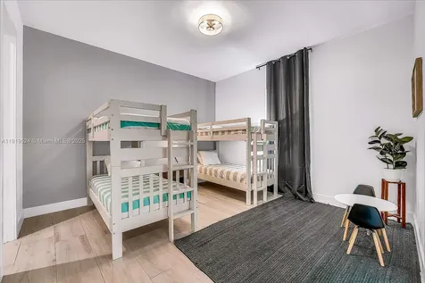 1522 NE 17th Way Fort Lauderdale FL 33304