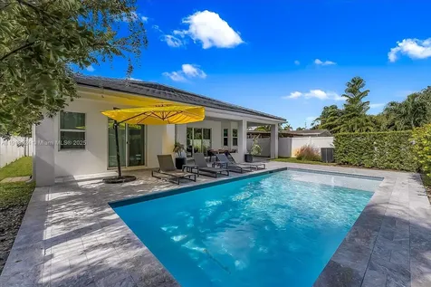 1522 NE 17th Way Fort Lauderdale FL 33304