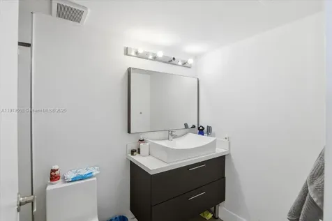 7601 E Treasure Drive North Bay Village FL 33141