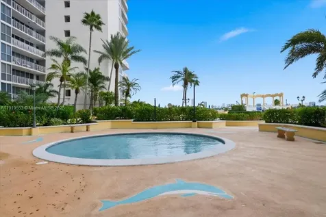 7601 E Treasure Drive North Bay Village FL 33141