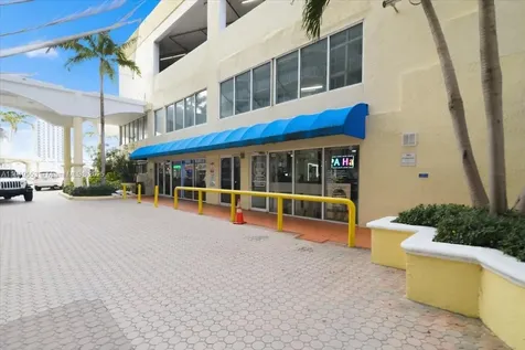 7601 E Treasure Drive North Bay Village FL 33141