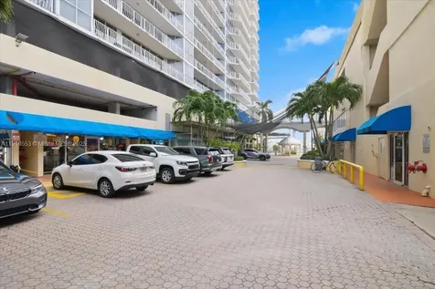7601 E Treasure Drive North Bay Village FL 33141