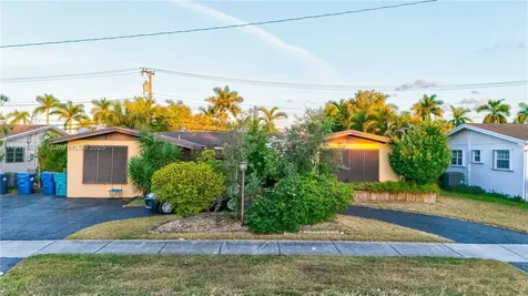 20605 NE 19th Court Miami FL 33179