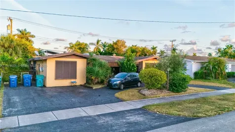 20605 NE 19th Court Miami FL 33179