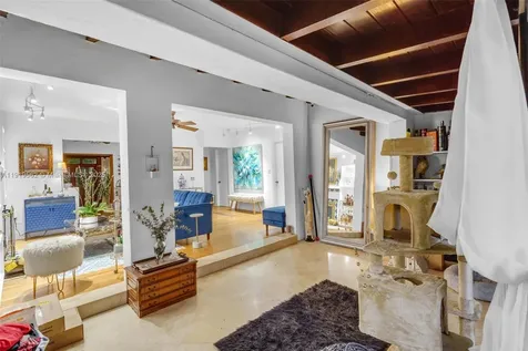 3600 SW 1st Avenue Miami FL 33145