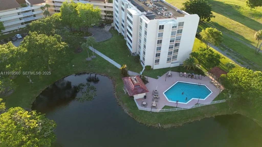 7051 Environ Boulevard Lauderhill FL 33319