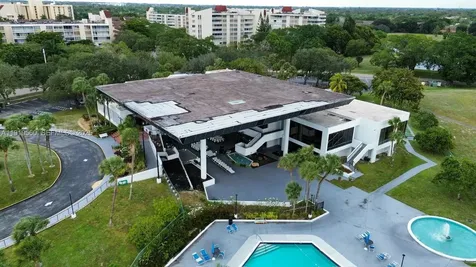 7051 Environ Boulevard Lauderhill FL 33319