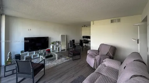 7051 Environ Boulevard Lauderhill FL 33319