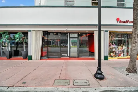 1218 Washington Avenue Miami Beach FL 33139
