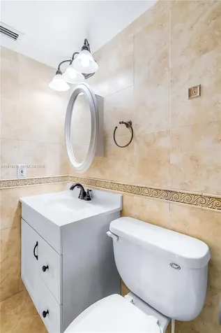 2025 NE 164th Street North Miami Beach FL 33162